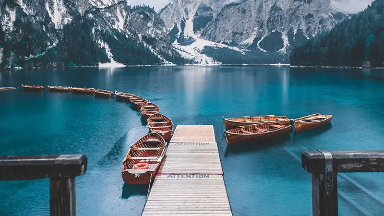 geoffrey-lucas-r-nJDGpjRic-unsplash